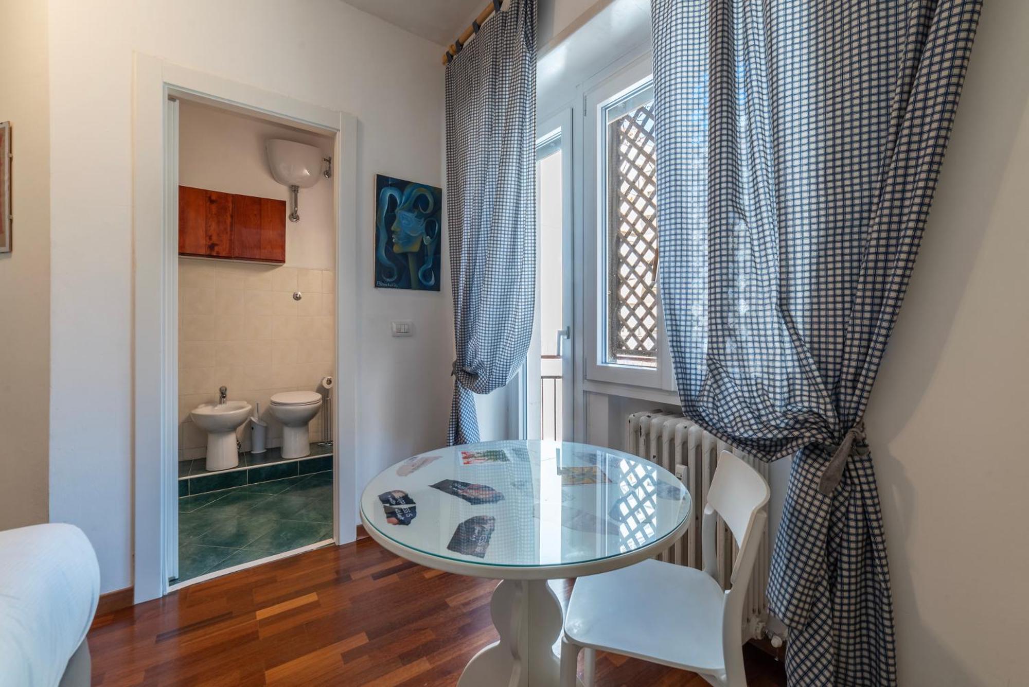 Apartamento Cipro With Balconies Roma